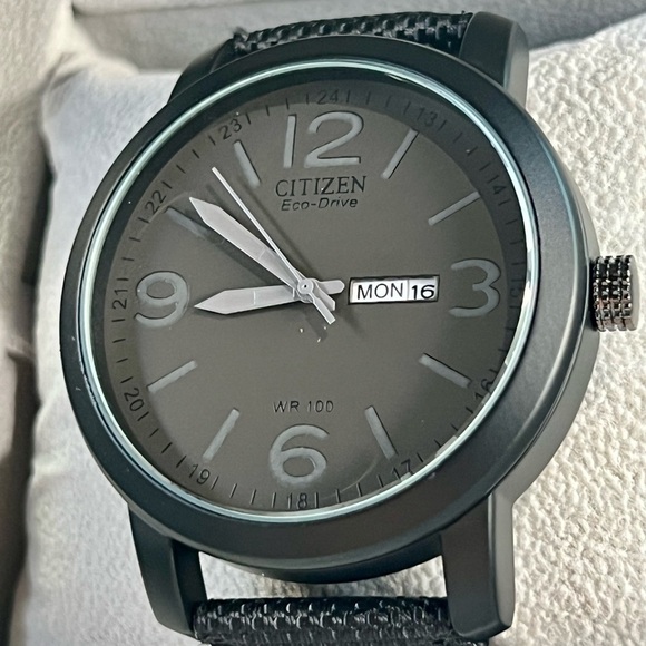 Citizen Eco-Drive Day Date Casual Designer Sport Men’s Watch - Picture 3 of 7